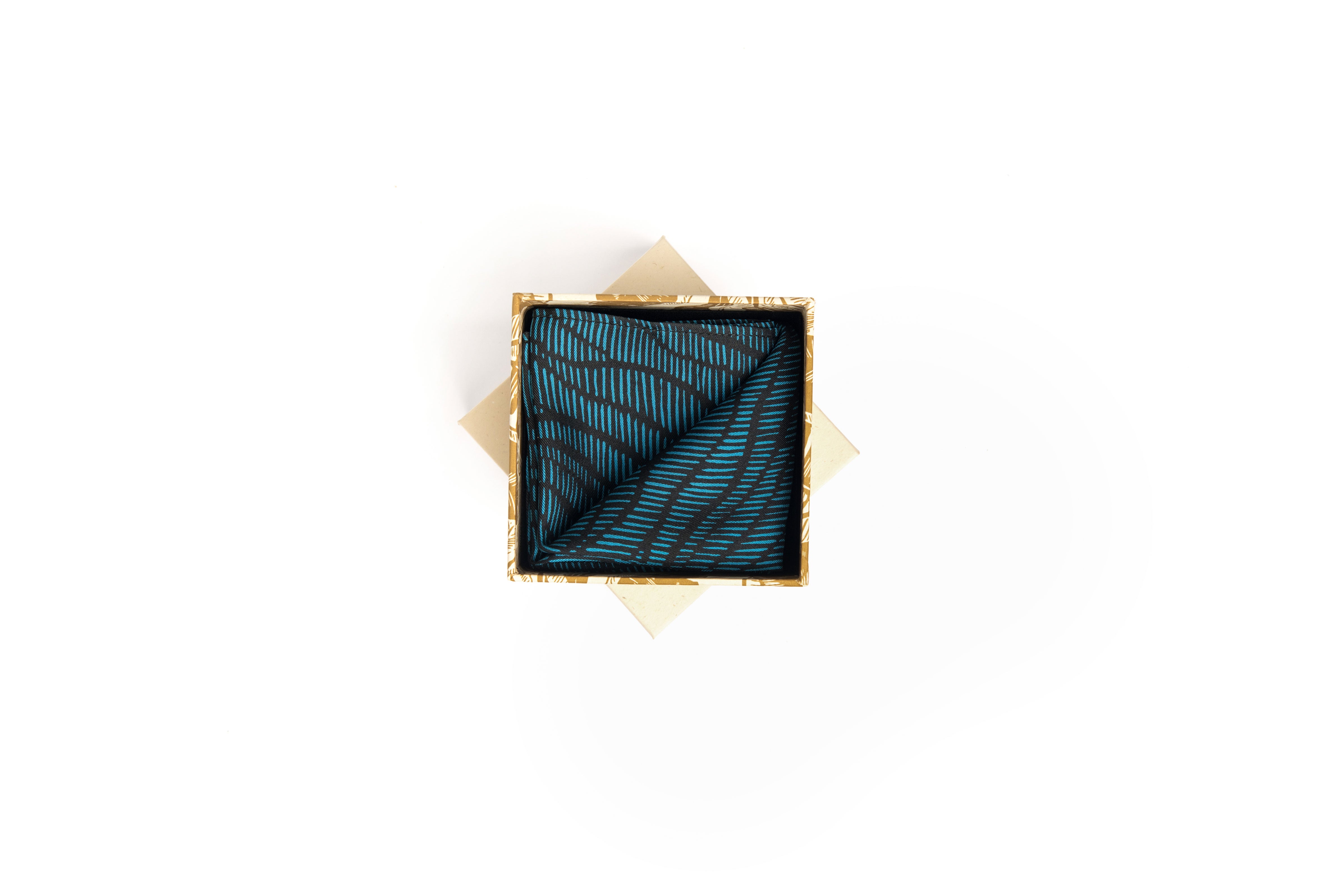 POCKET SQUARE - PLEATS