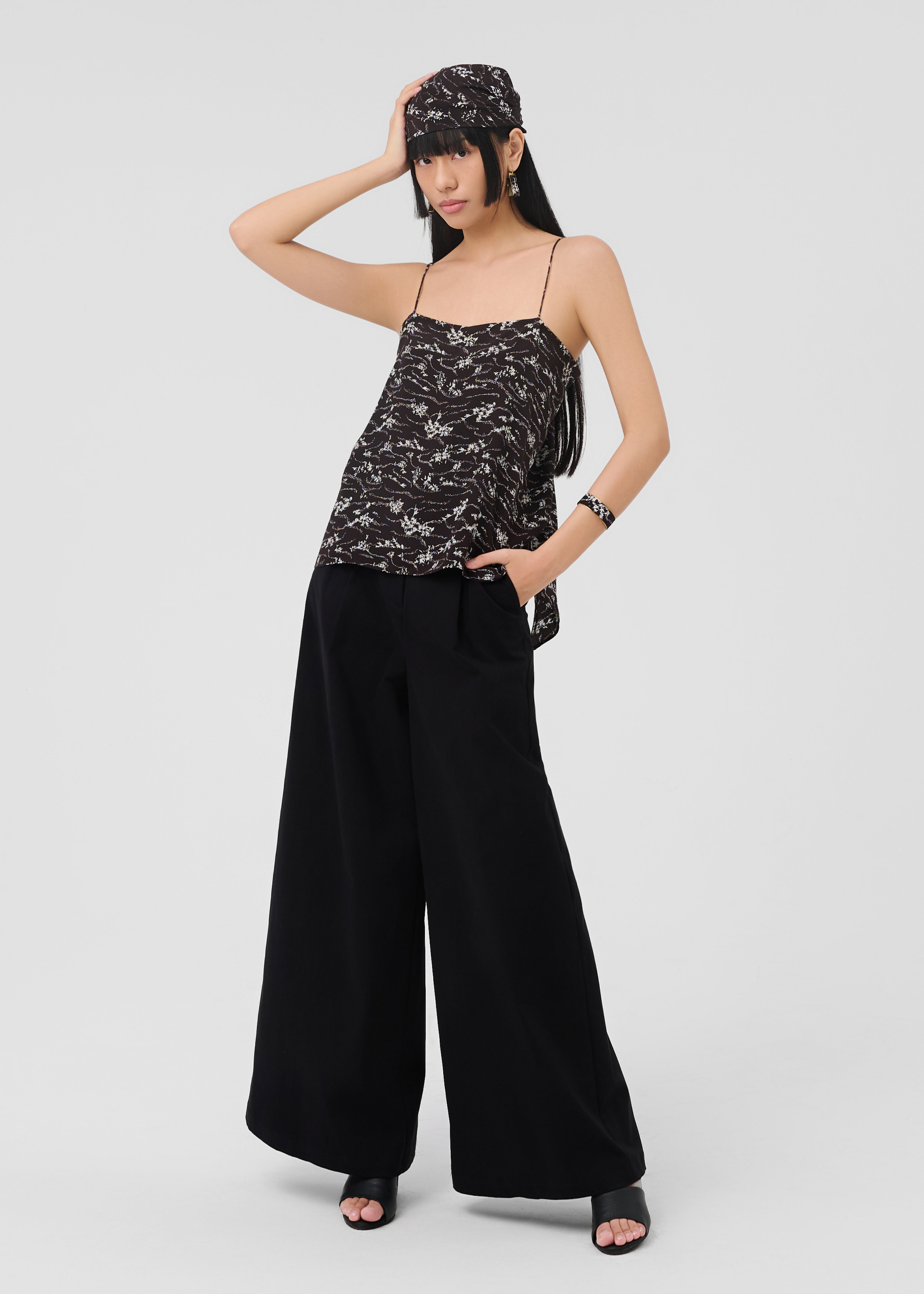 THI XA - NIGHT CANOPY