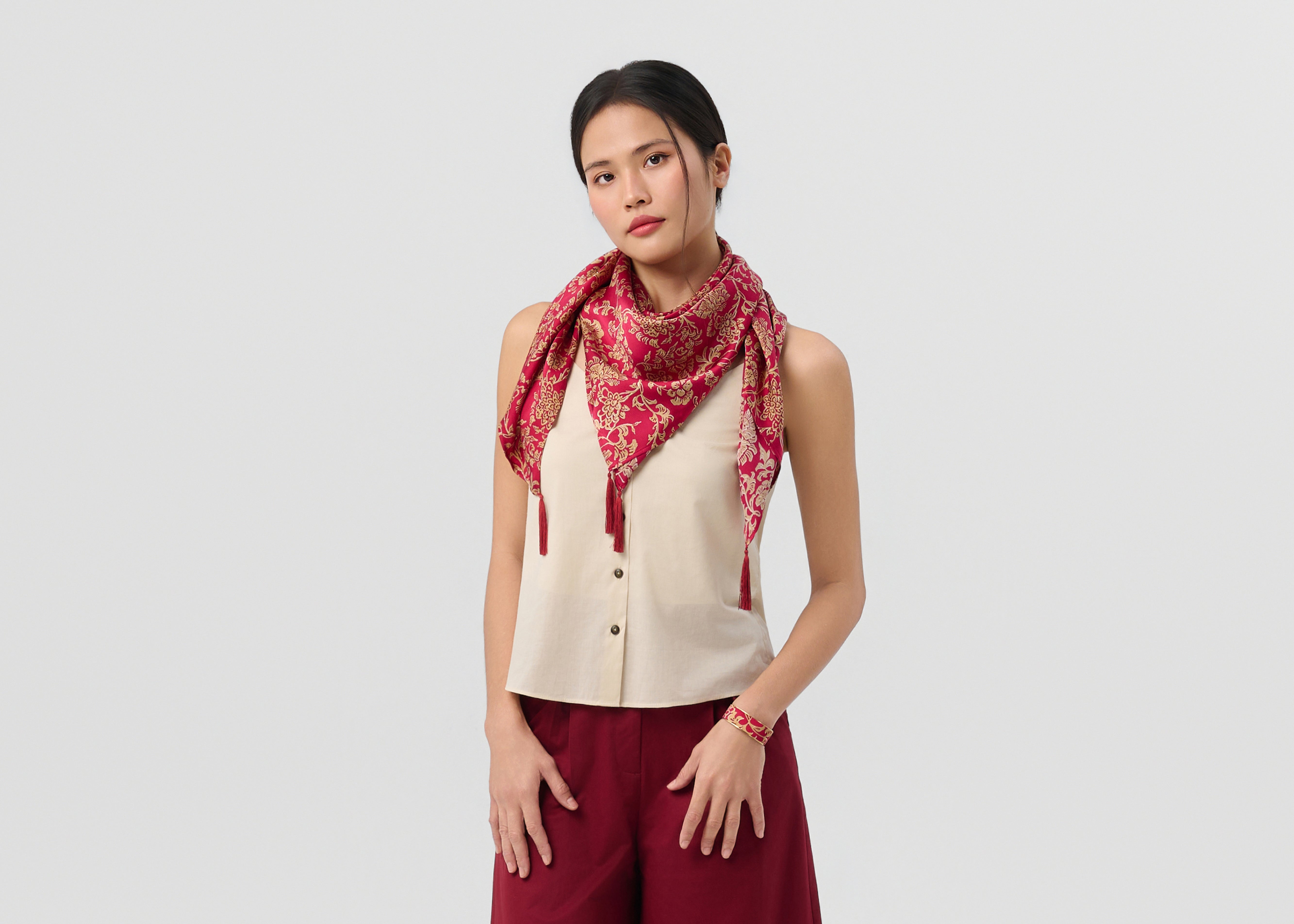 TIMESQUARE - CRIMSON PEONY