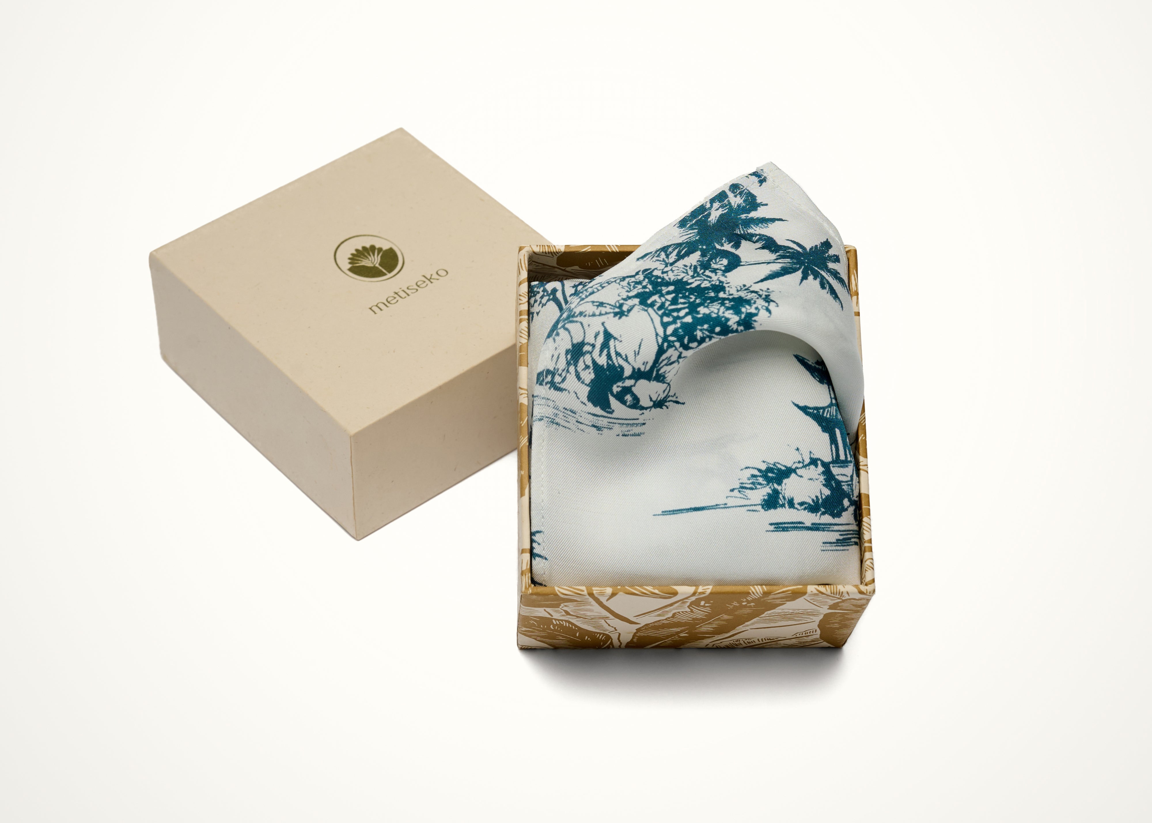 POCKET SQUARE - COOL REVERIE