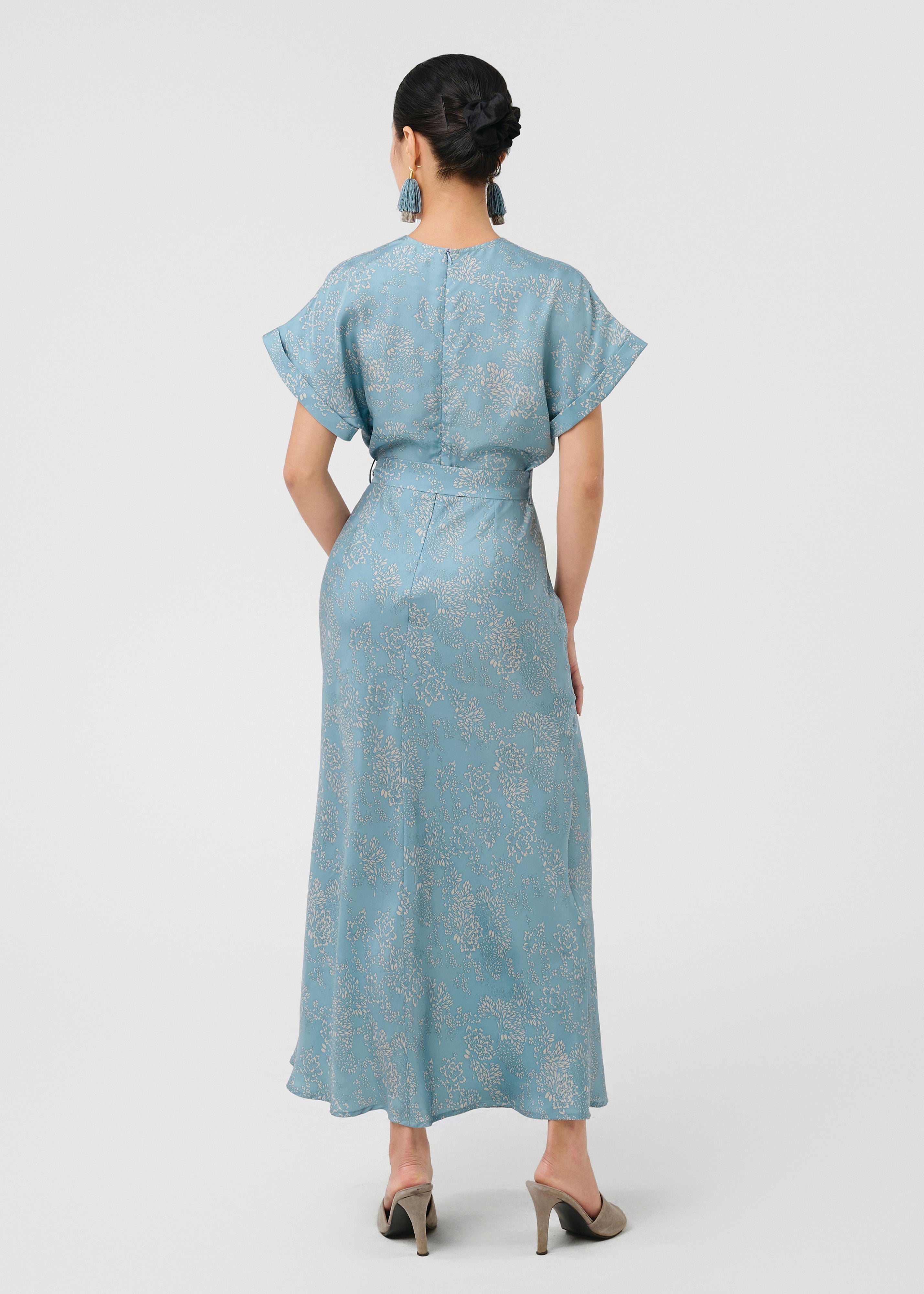 TAN CHAU - INLAY BLOOM