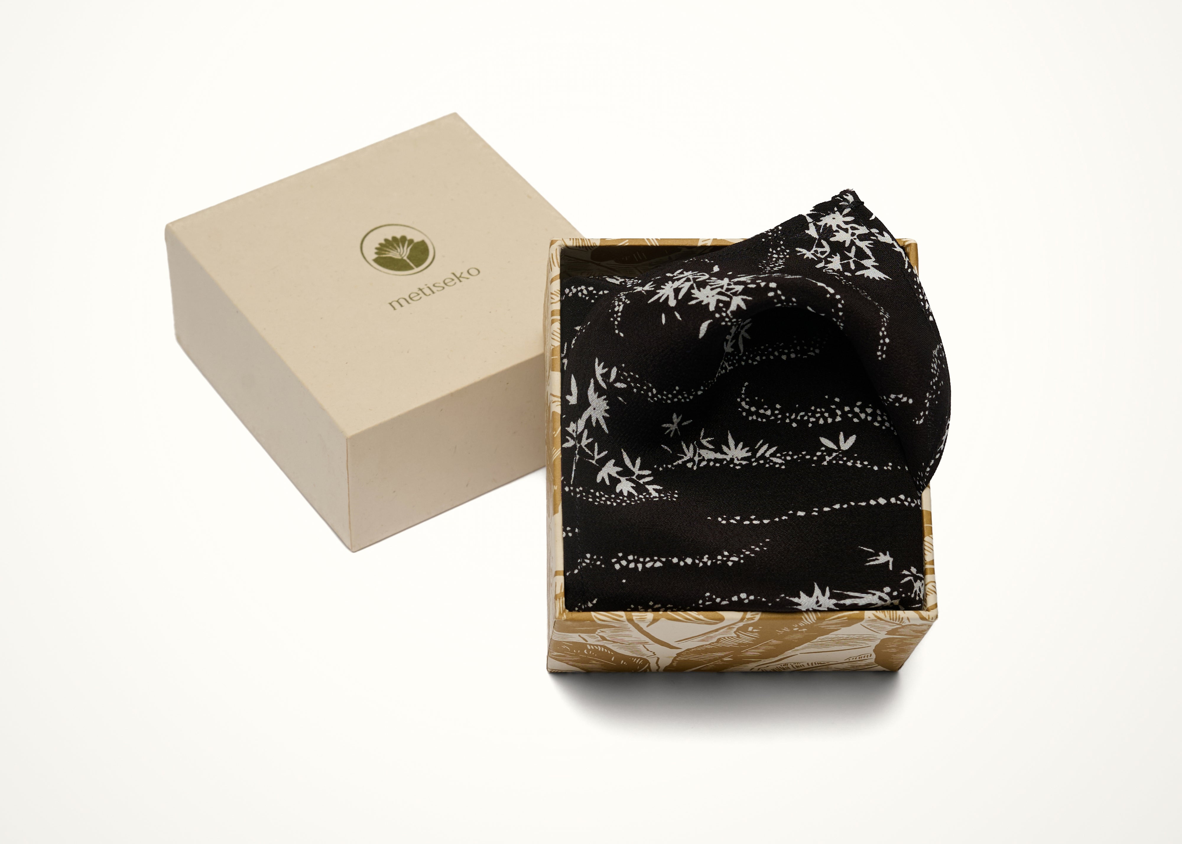 POCKET SQUARE - NIGHT CANOPY