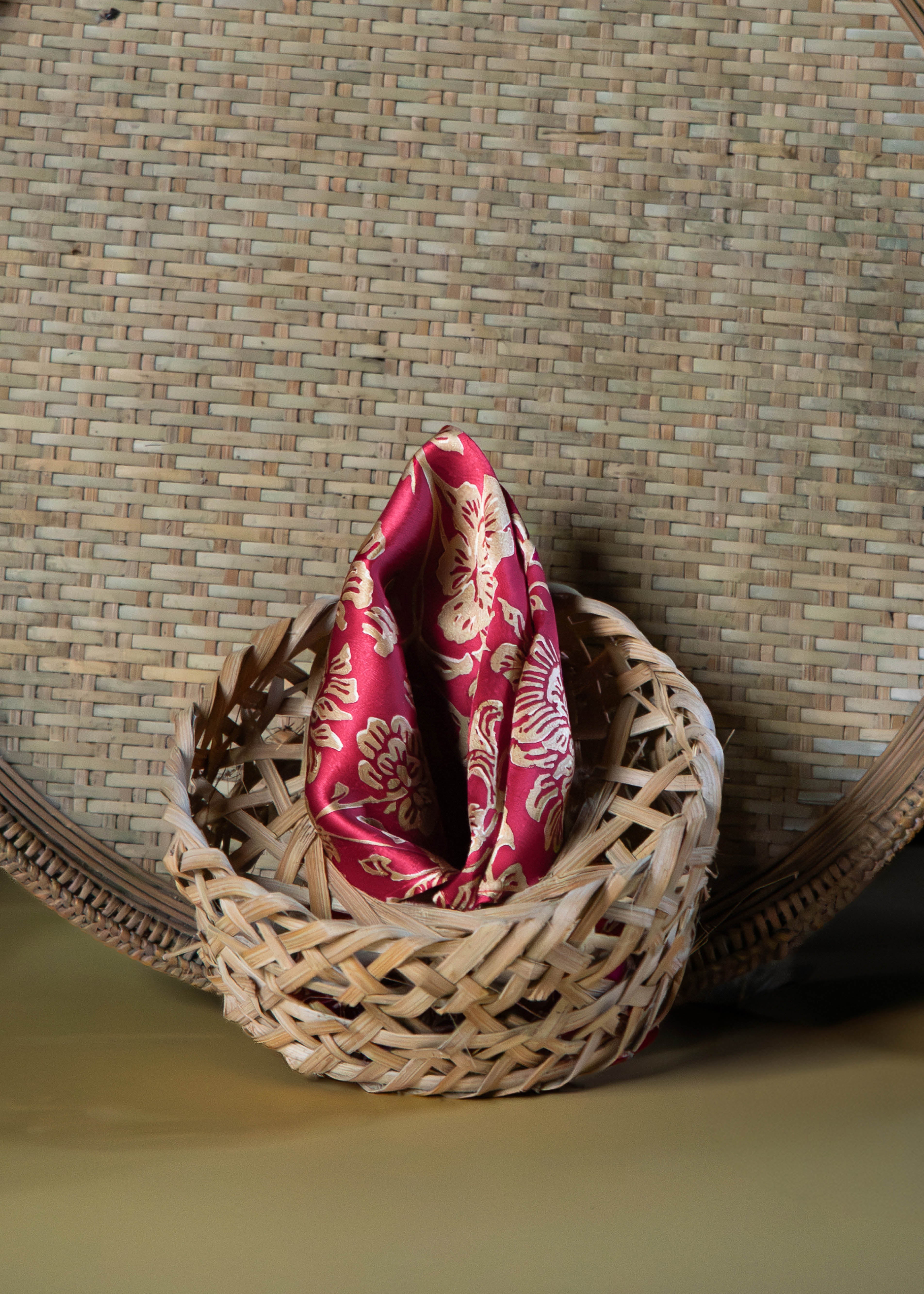 POCKET SQUARE - CRIMSON PEONY