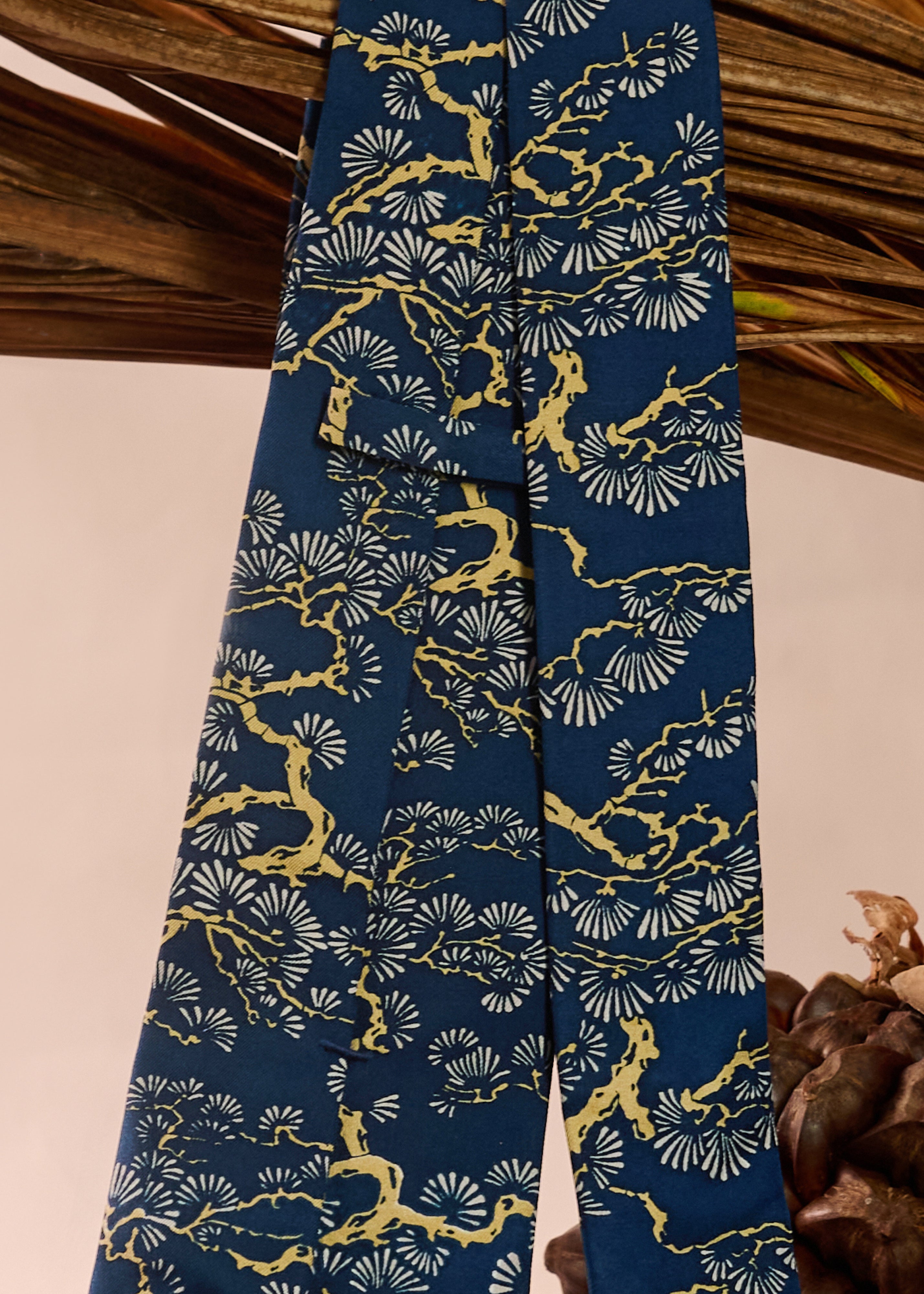 CLASSIC TIE - PEARLWOOD INDIGO
