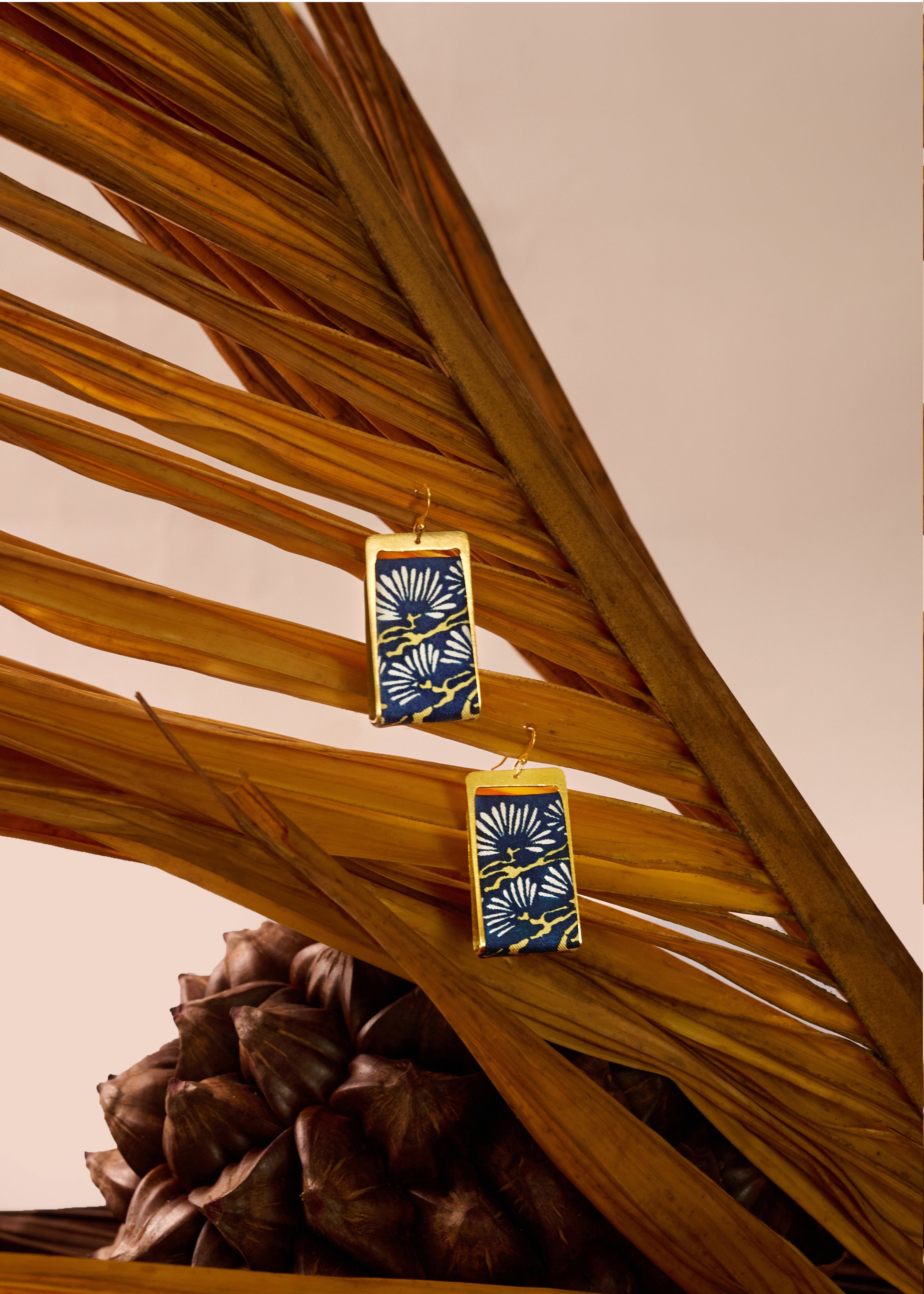 LAP - PEARLWOOD INDIGO