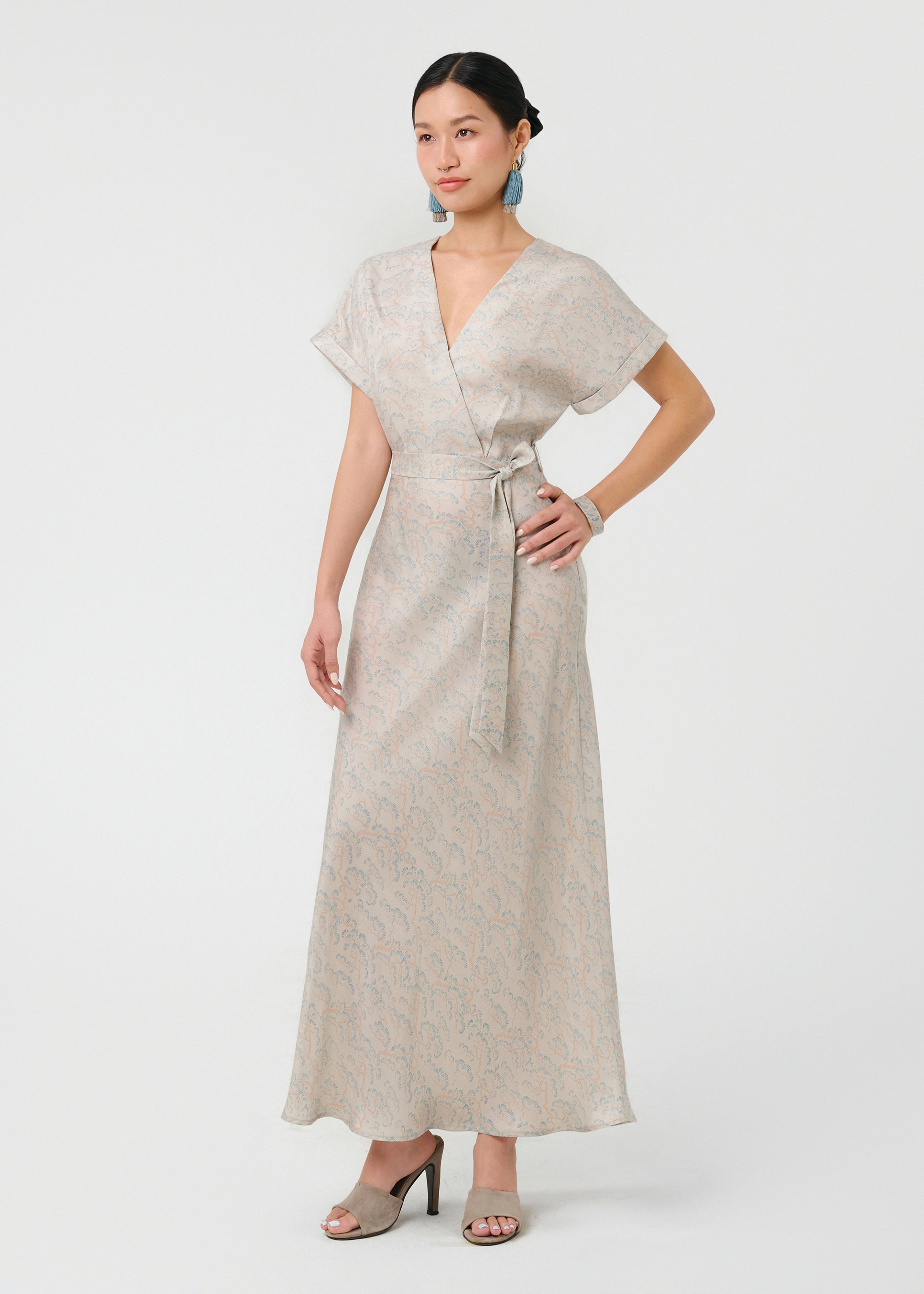 TAN CHAU - PEARLWOOD SKY