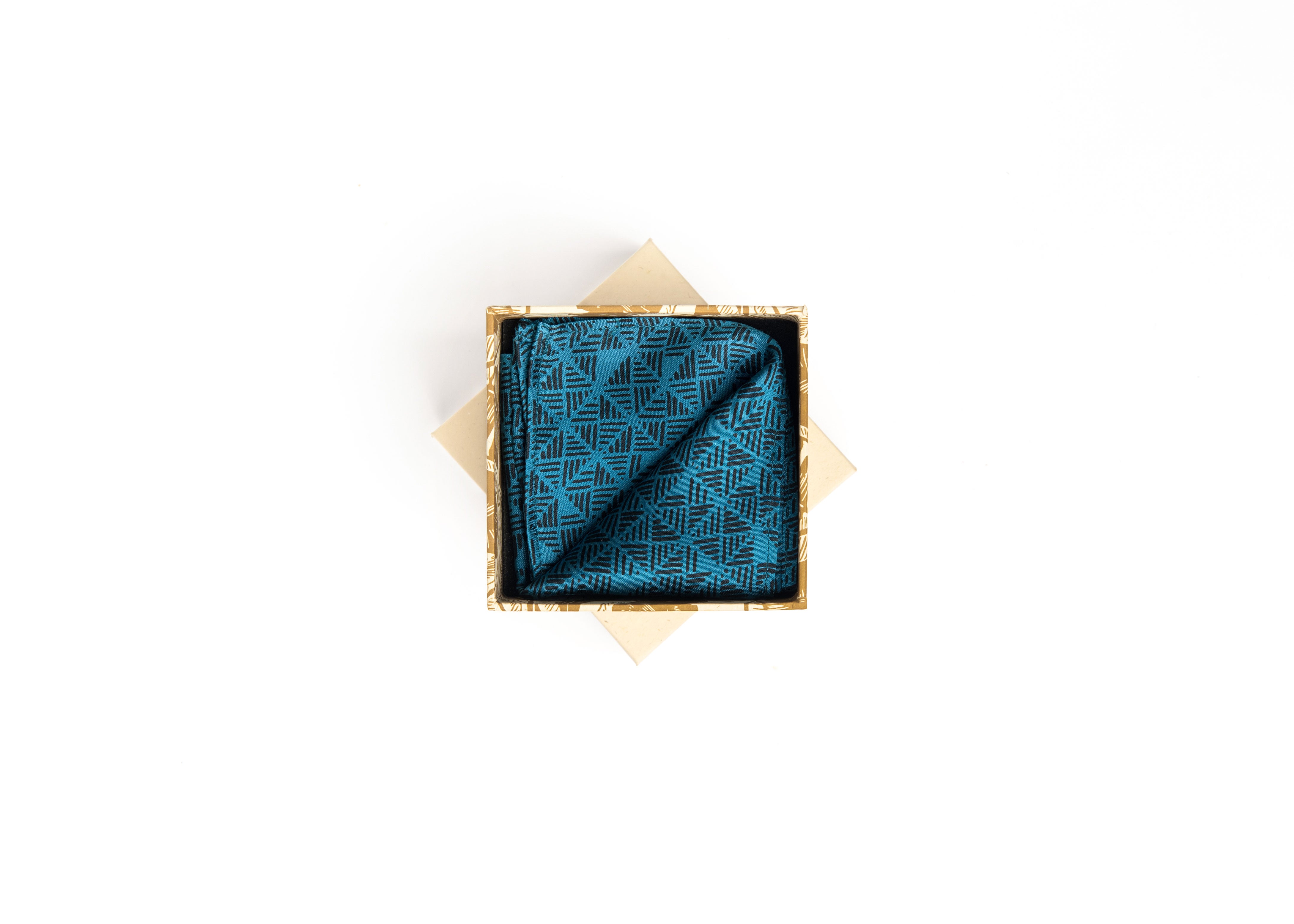 POCKET SQUARE - INDIGO HILLS