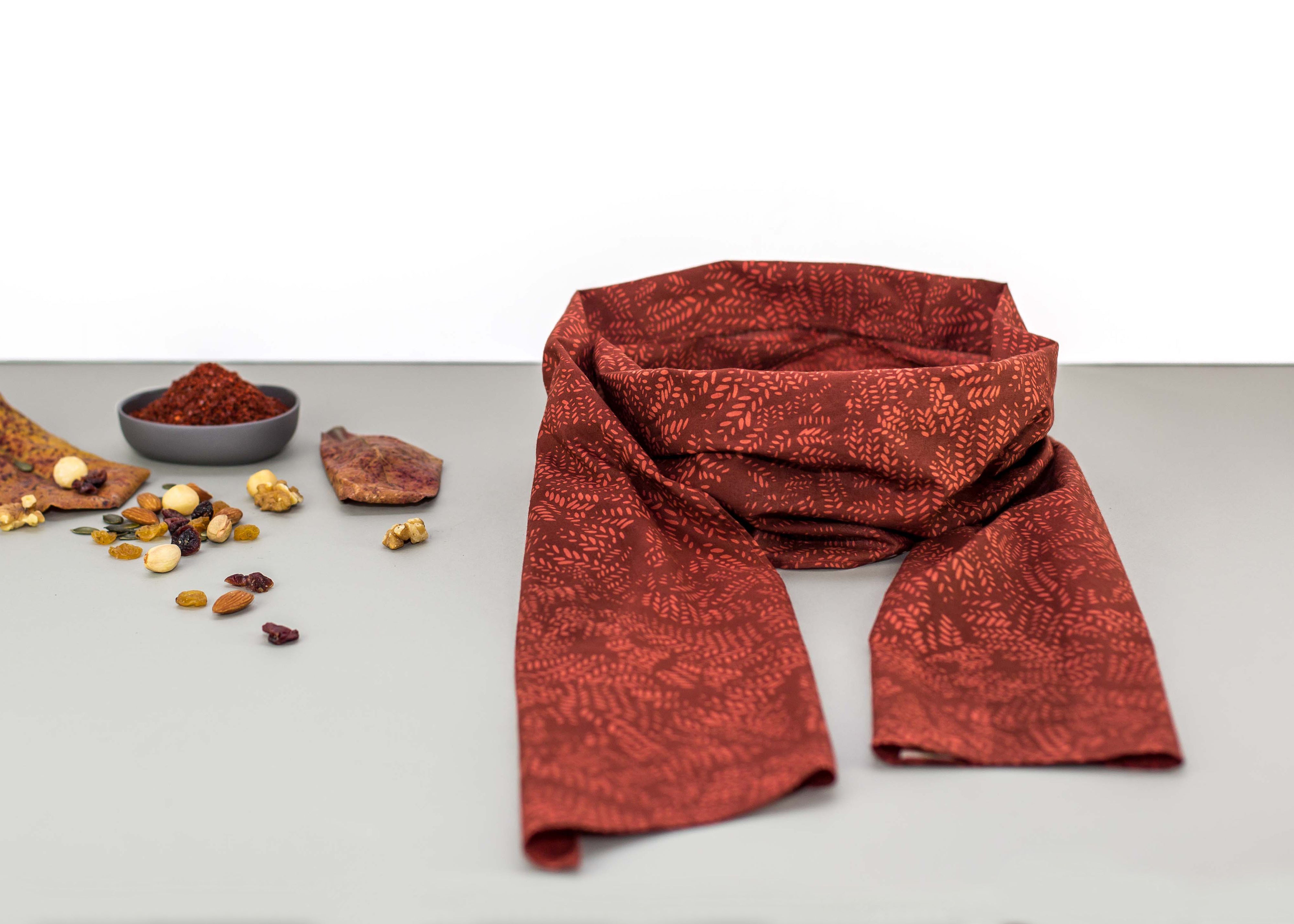 MEMPHIS - UNDER THE TREE