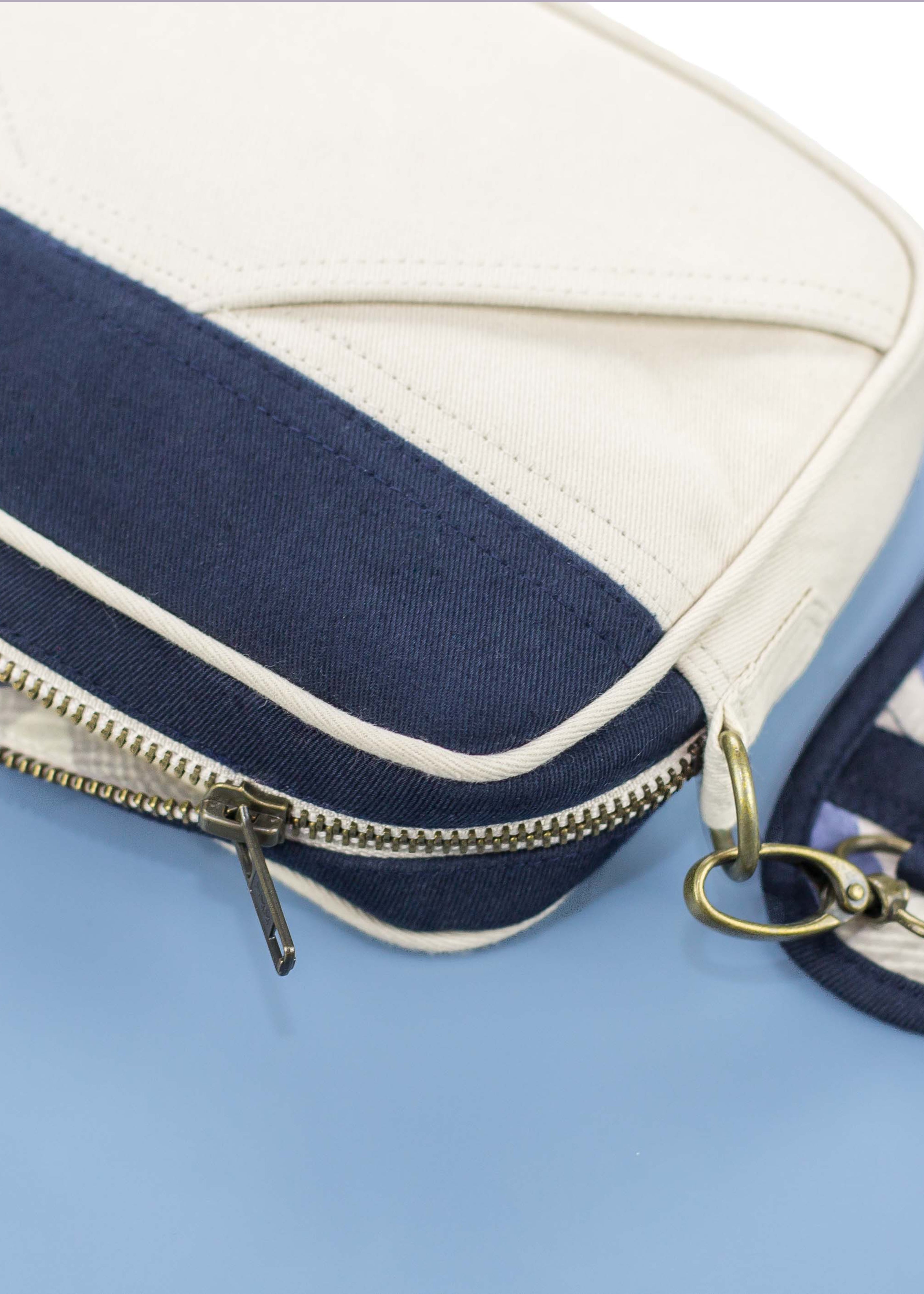 AKINO - HIDDEN GARDEN INDIGO