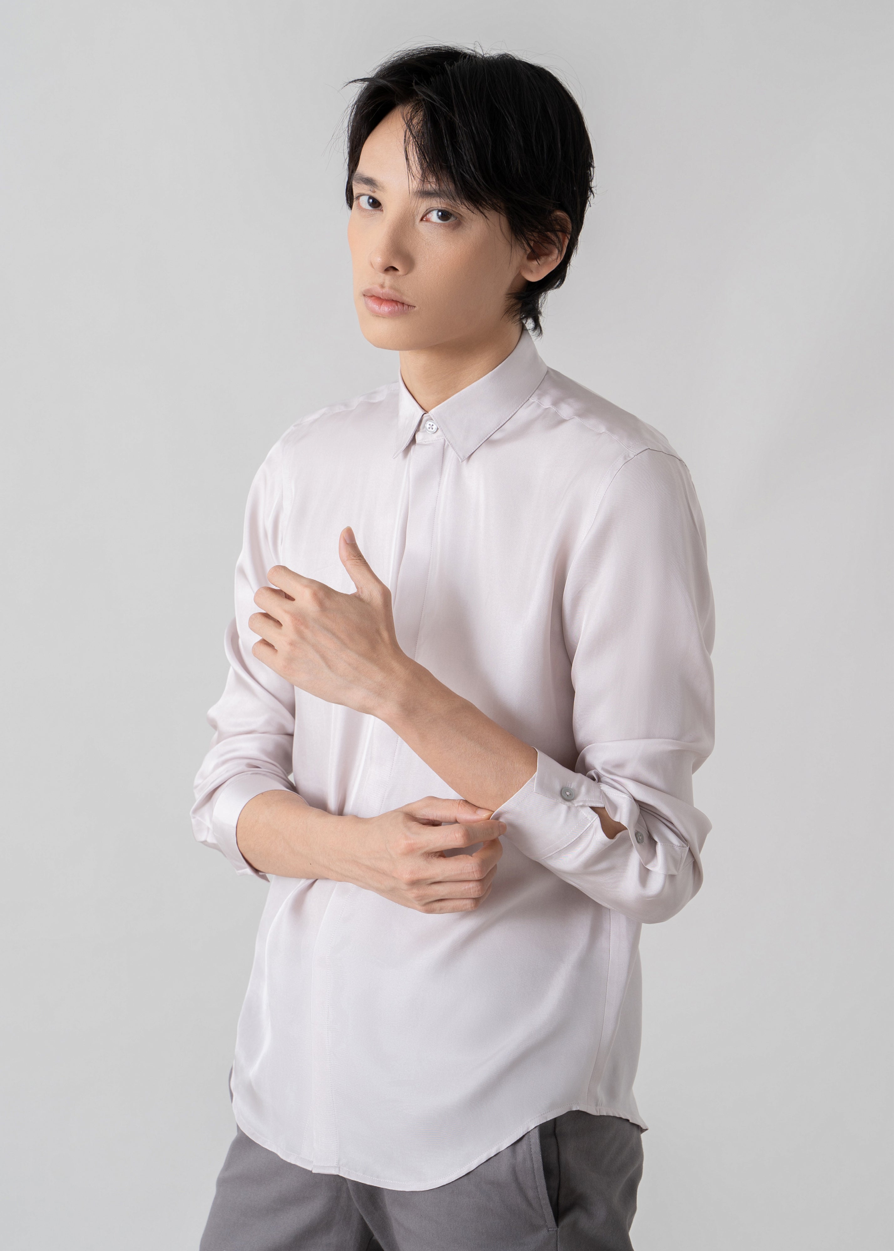 CARDAMOM - MOON GREY