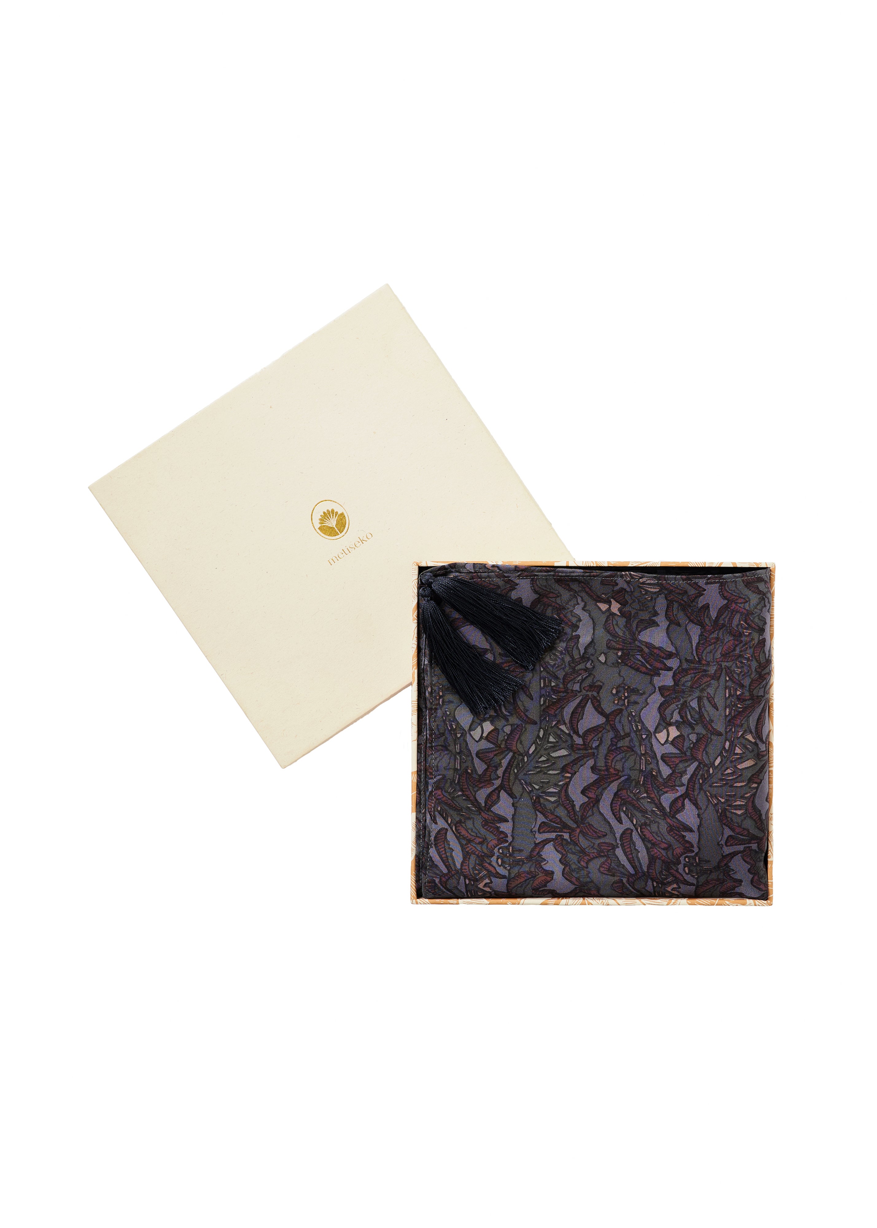 TIMESQUARE - BLACK CAI